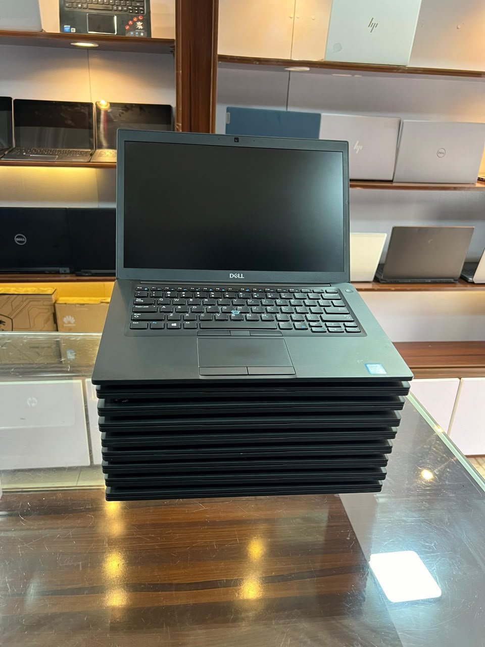 Dell latitude 7490 - Image 4